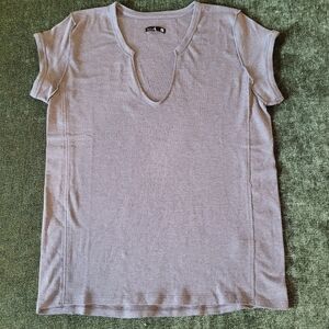 NWOT Siva Gray V-Neck T-shirt Size L  LARGE